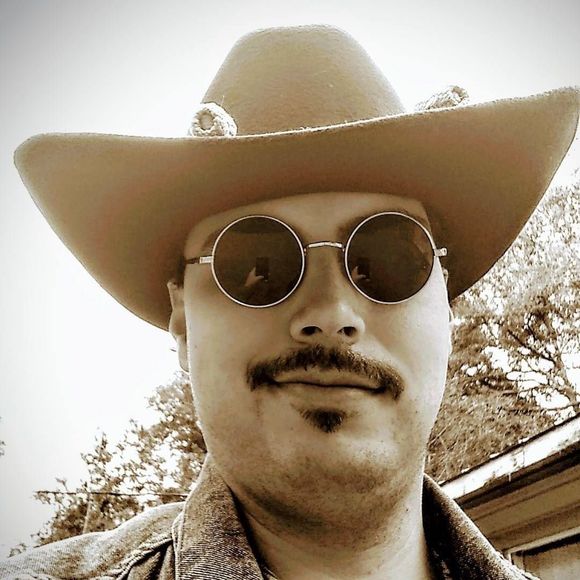 Meet your Posher, Josh - Picture 1 of 1